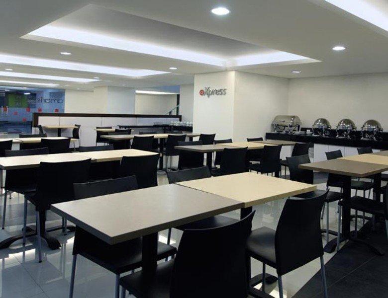 Amaris Hotel Thamrin City Джакарта Ресторант снимка